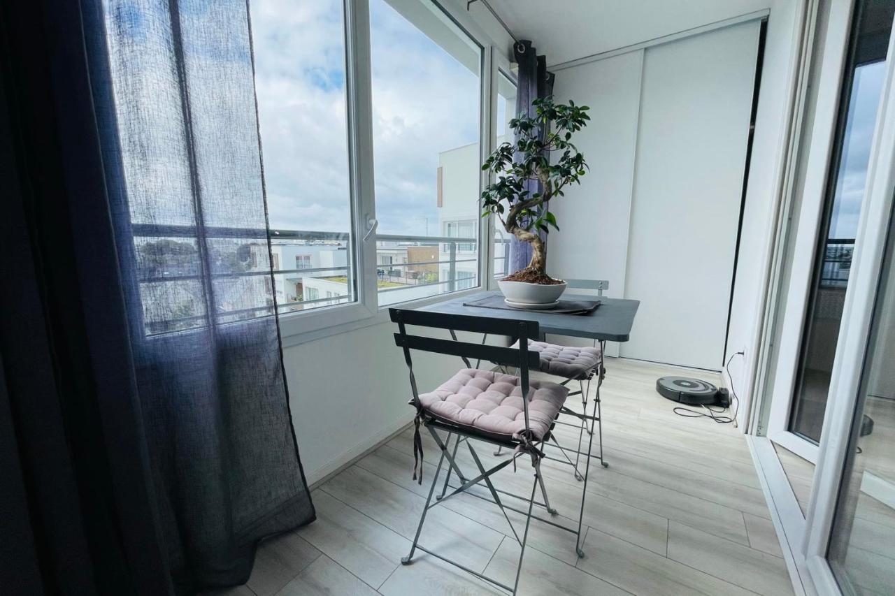 Bright Apartment In A New Building With Garage Τουρ Εξωτερικό φωτογραφία